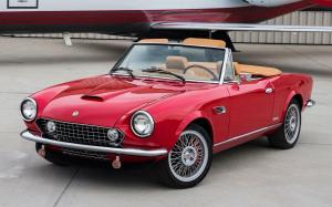 Fiat 124 Sport Spider Spider America EV Restomod by Roadster Salon